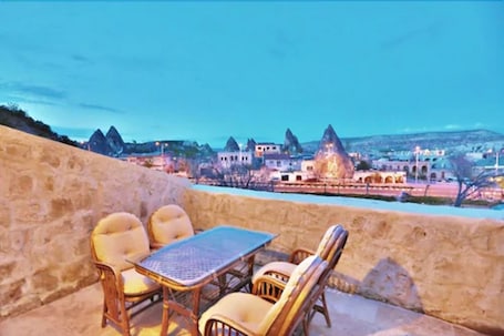 Family Cave Suite with Balcony | Balcony. Elysée Cave House