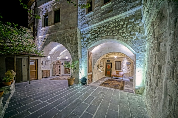 Front of property - evening/night - Elysée Cave House (Nevsehir)