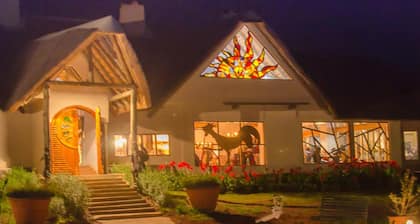 Antbear Drakensberg Lodge