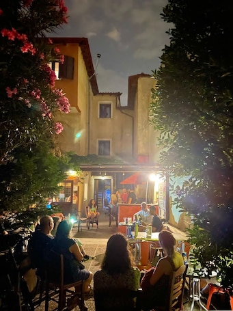 Fachada. Arabas - Hostel