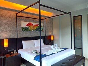 Deluxe-Doppelzimmer | Schreibtisch, schallisolierte Zimmer, kostenloses WLAN, Bettwäsche
