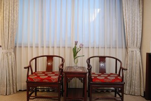 ス タンダード ルーム | デスク、遮光カーテン、アイロン / アイロン台、WiFi (無料)