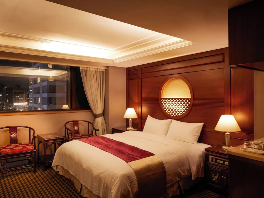 Standard Suite | Desk, blackout drapes, iron/ironing board (on request), WiFi (free)