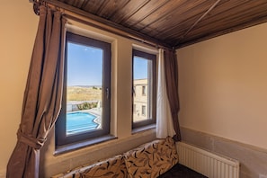 Standard Triple Room | Minibar, in-room safe, free WiFi - Ciner Hotel (Nevsehir)