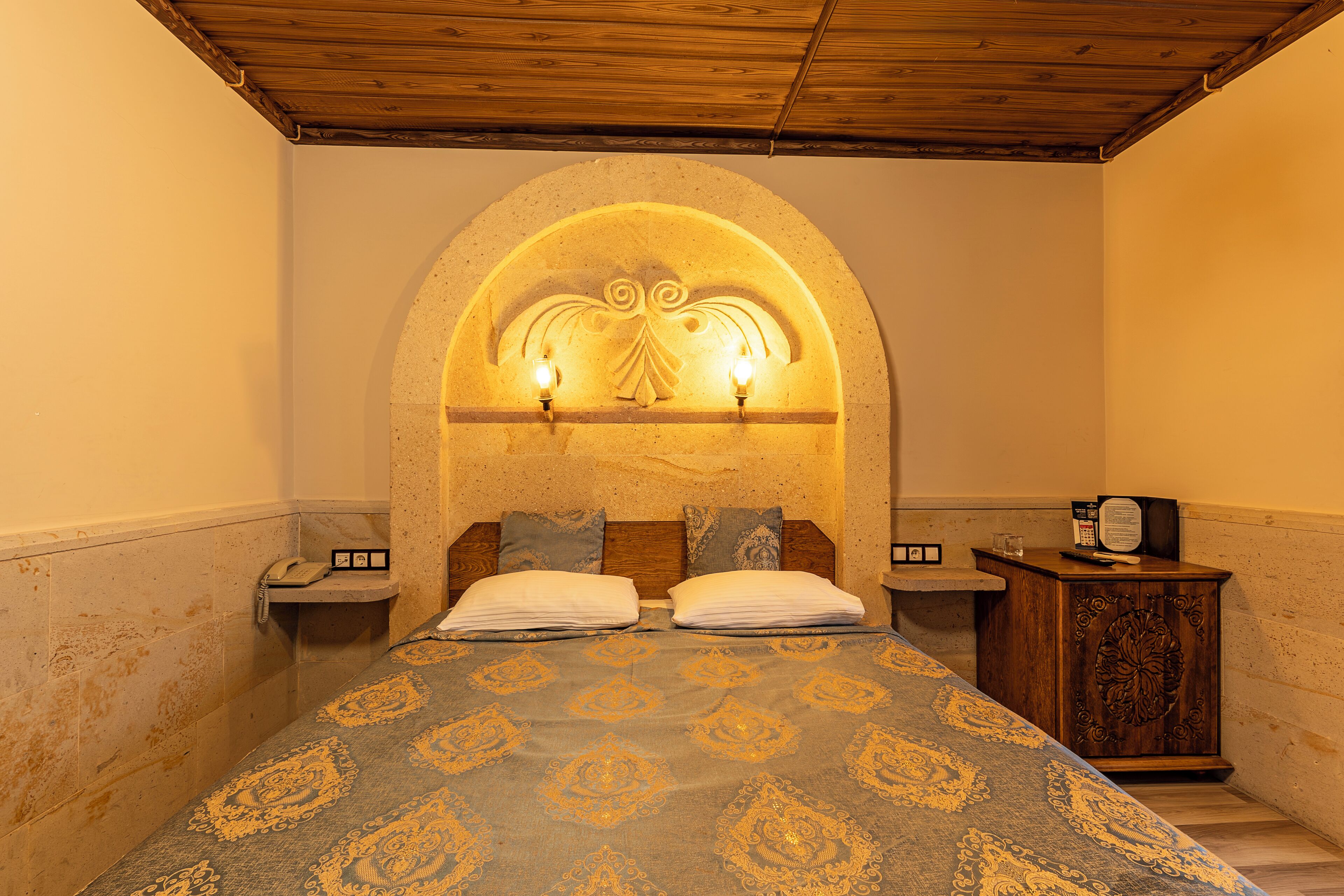 Standard Double or Twin Room | Minibar, in-room safe, free WiFi