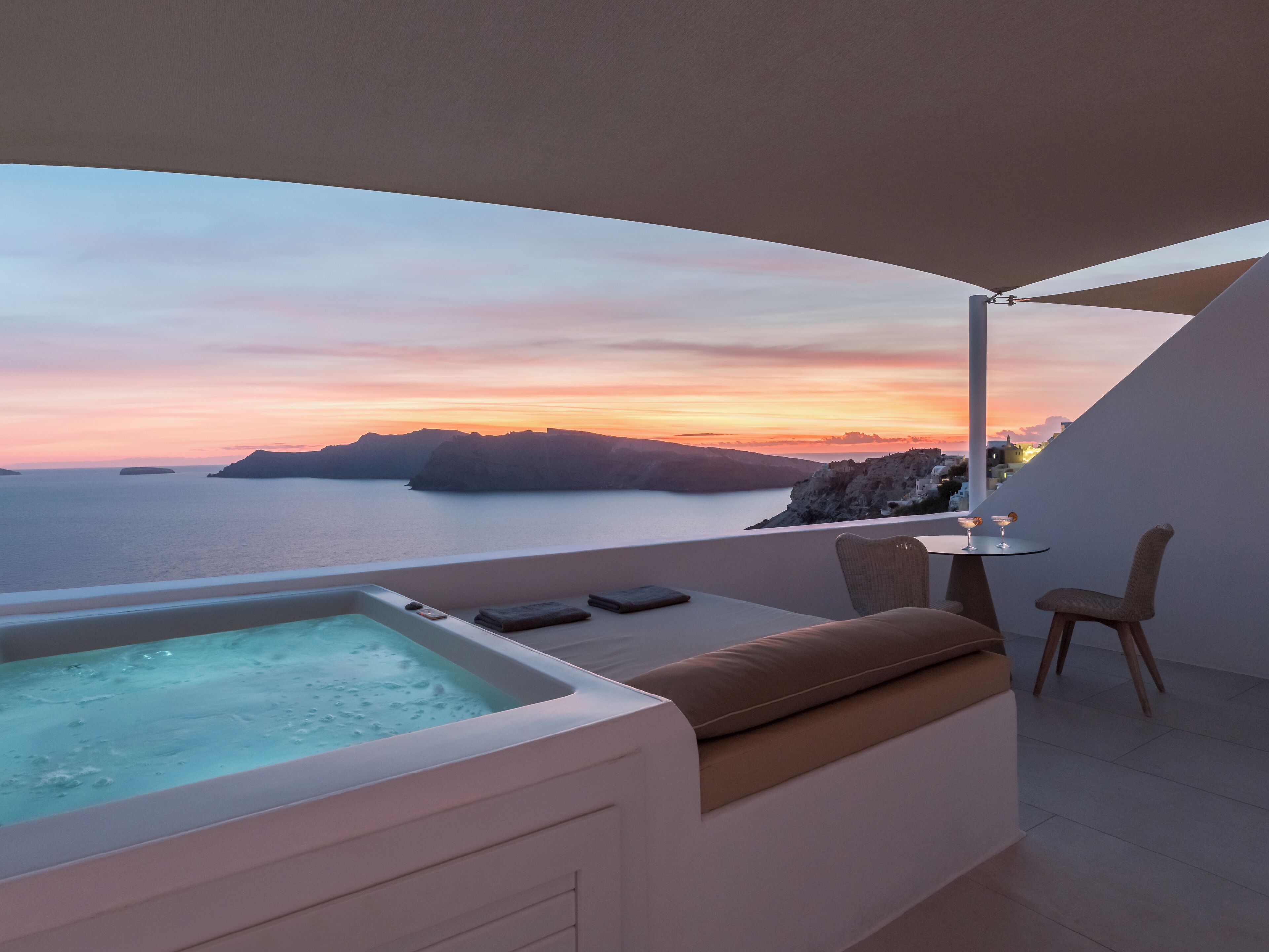 Honeymoon-Suite, Whirlpool, Meerblick (Outdoor Hot Tub) | Blick von der Unterkunft