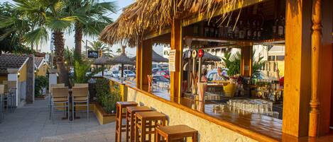 Poolside bar