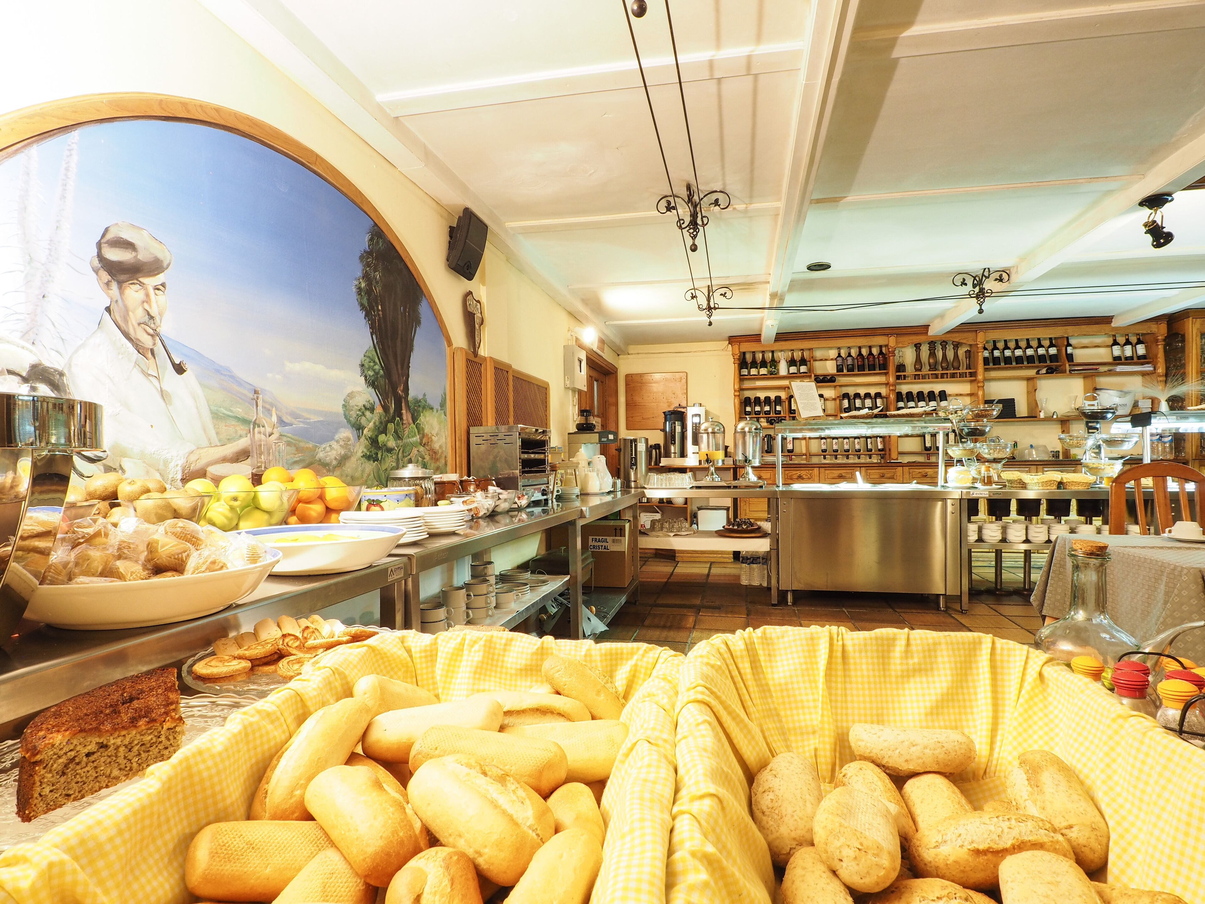 Esmorzar diari d'estil bufet gratuït 