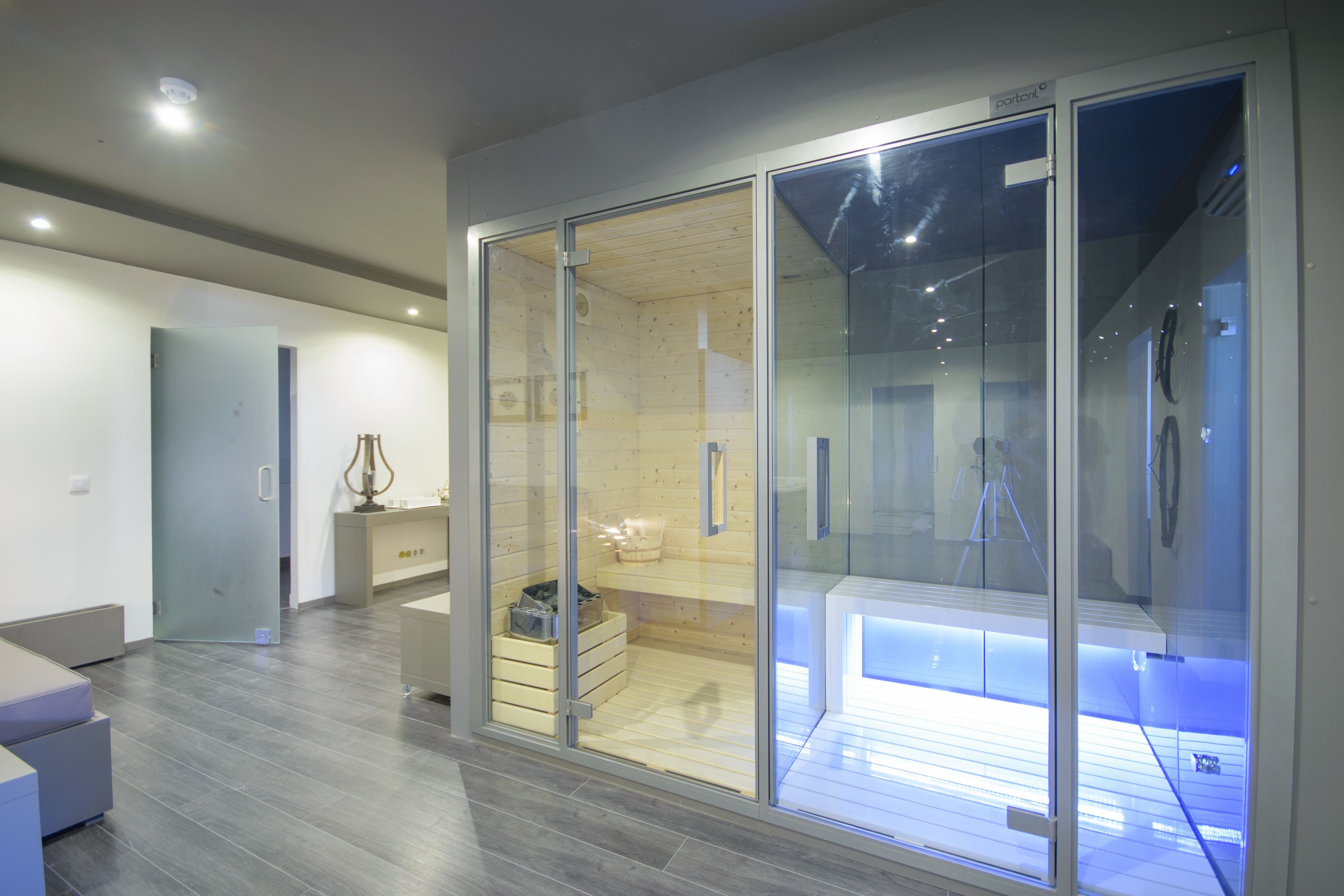 couples treatment room(s)