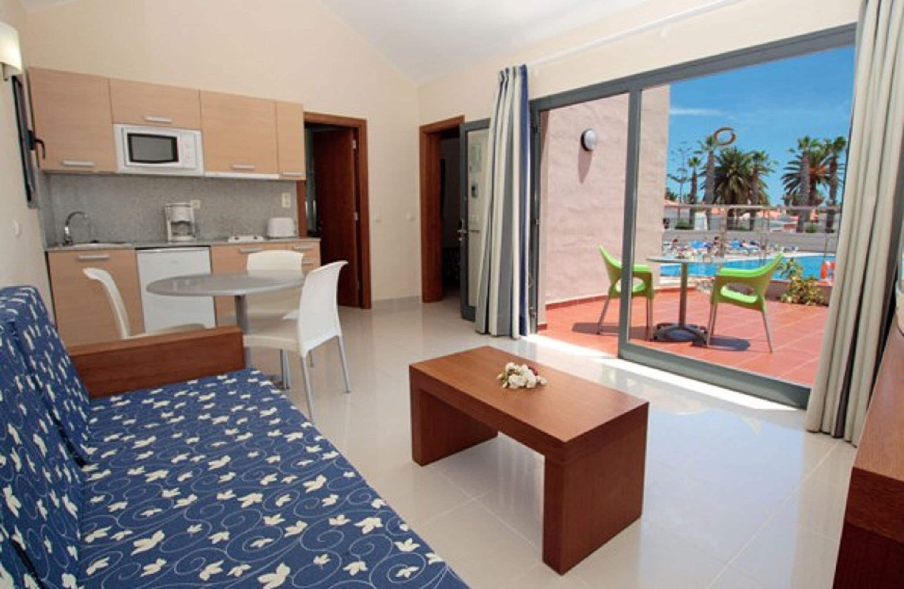 In-room safe, free WiFi, bed sheets