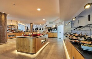 Dining - Lambi (Malevizi)