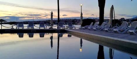 Outdoor pool, pool loungers