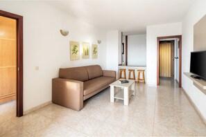 Iron/ironing board, internet - Rt-apartamentos Guinea (San Bartolomé de Tirajana)