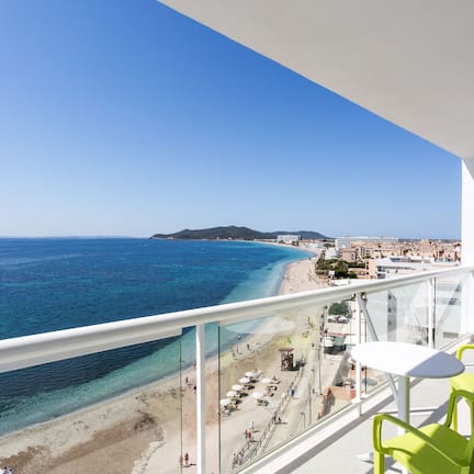 Beach/ocean view