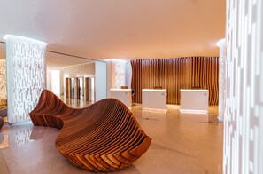 Interior - The Ibiza Twiins Hotel (Ibiza Town)