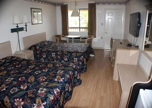 Desk, iron/ironing board, free WiFi - Bandera Lodge (Bandera)