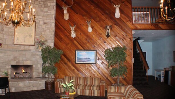 Lobby - Bandera Lodge (Bandera)