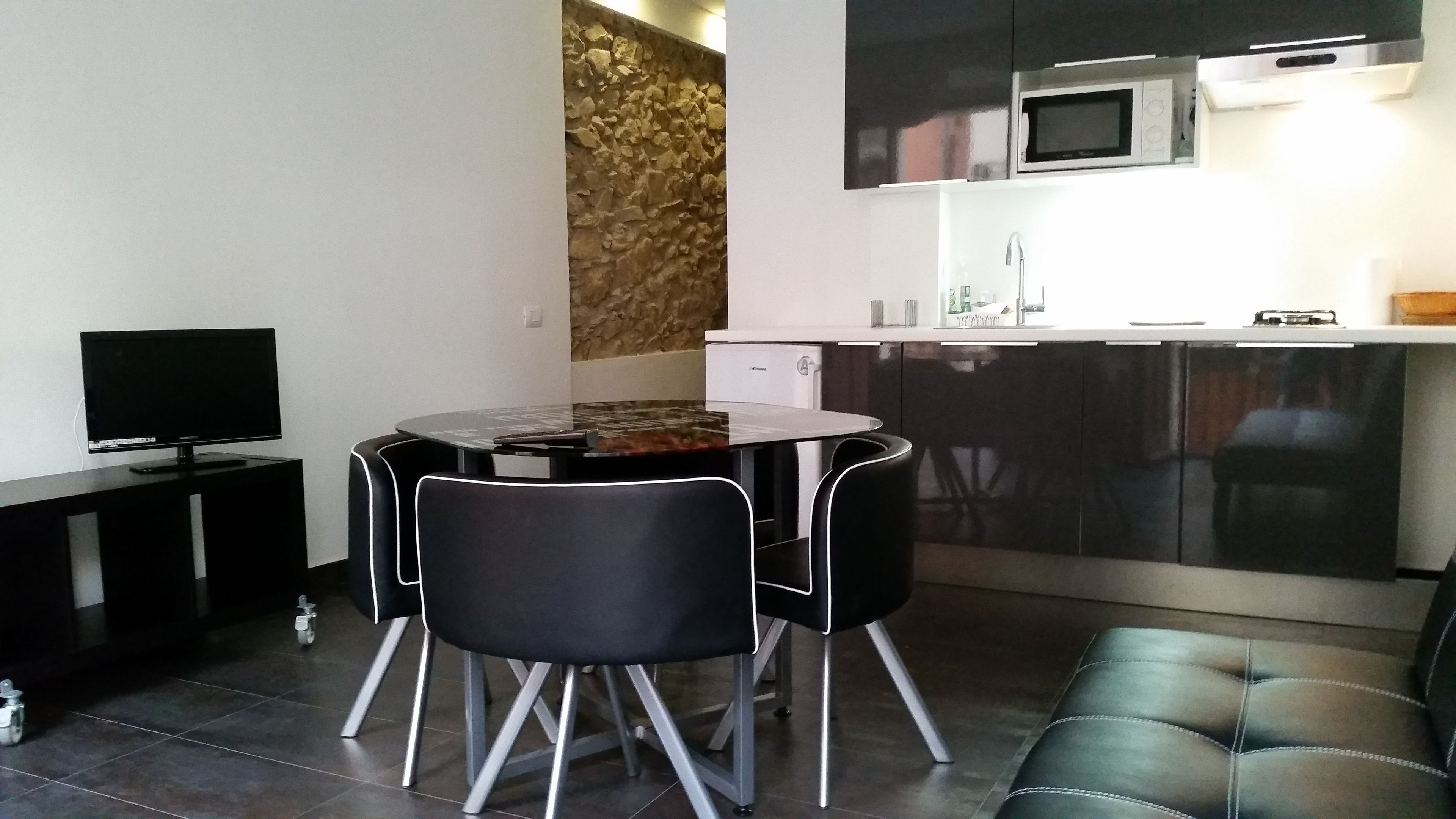 Appartamento, 1 camera da letto, balcone | Soggiorno | TV a schermo piatto