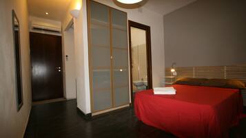 Double Room | Free cots/infant beds, rollaway beds, free WiFi