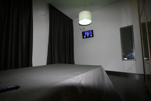 Free cots/infant beds, rollaway beds, free WiFi - Il Palazz8 (Iglesias)
