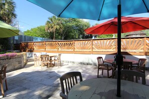 Piscina externa sazonal