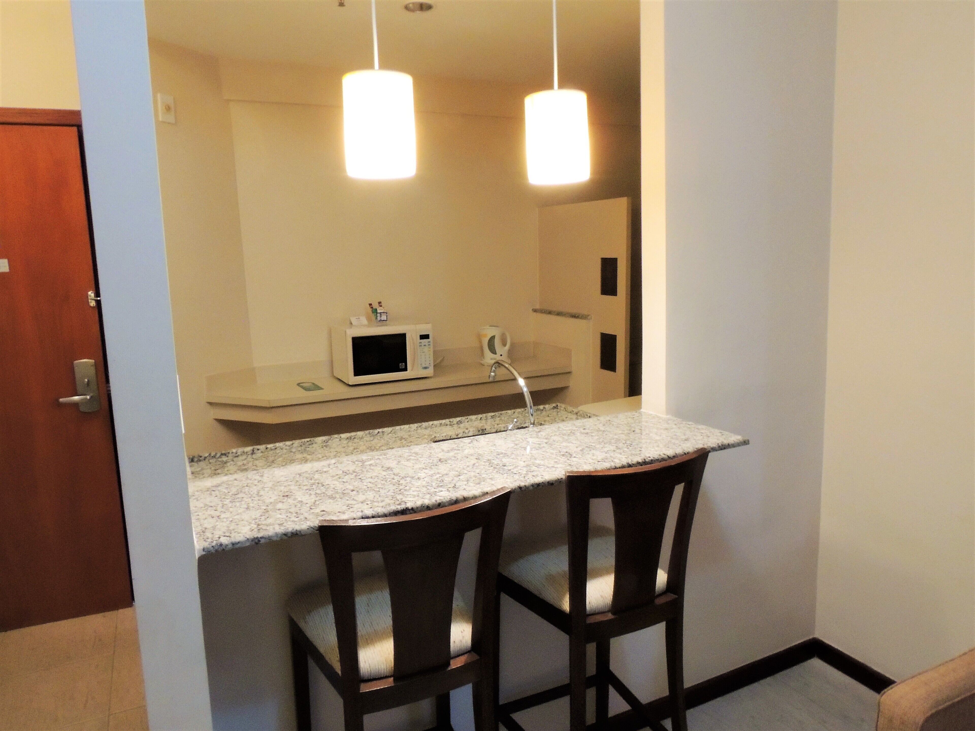 Foto - Mondrian Suite Hotel