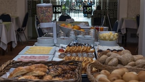 Petit déjeuner buffet compris tous les jours