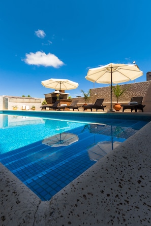 Seasonal outdoor pool