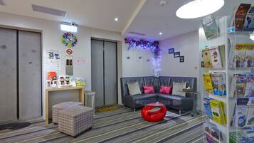 Khu tiếp khách ở sảnh