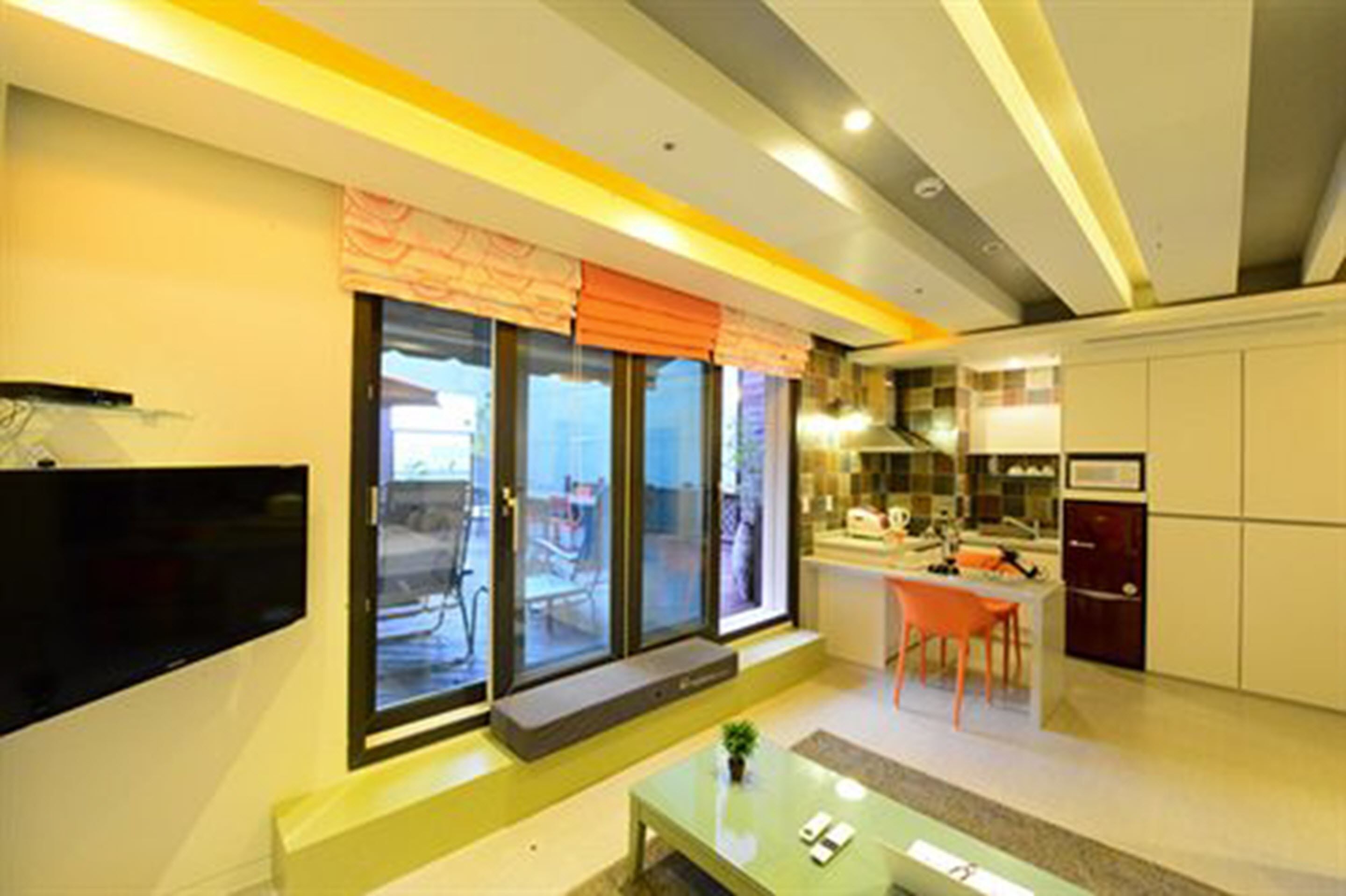 [breakfast for 2] suite garden - residence type | in-room dining