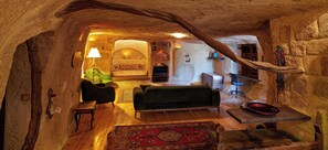 Cave Suite with Terrace | 1 bedroom, premium bedding, down duvets, in-room safe - Anitya Cave House (Ürgüp)