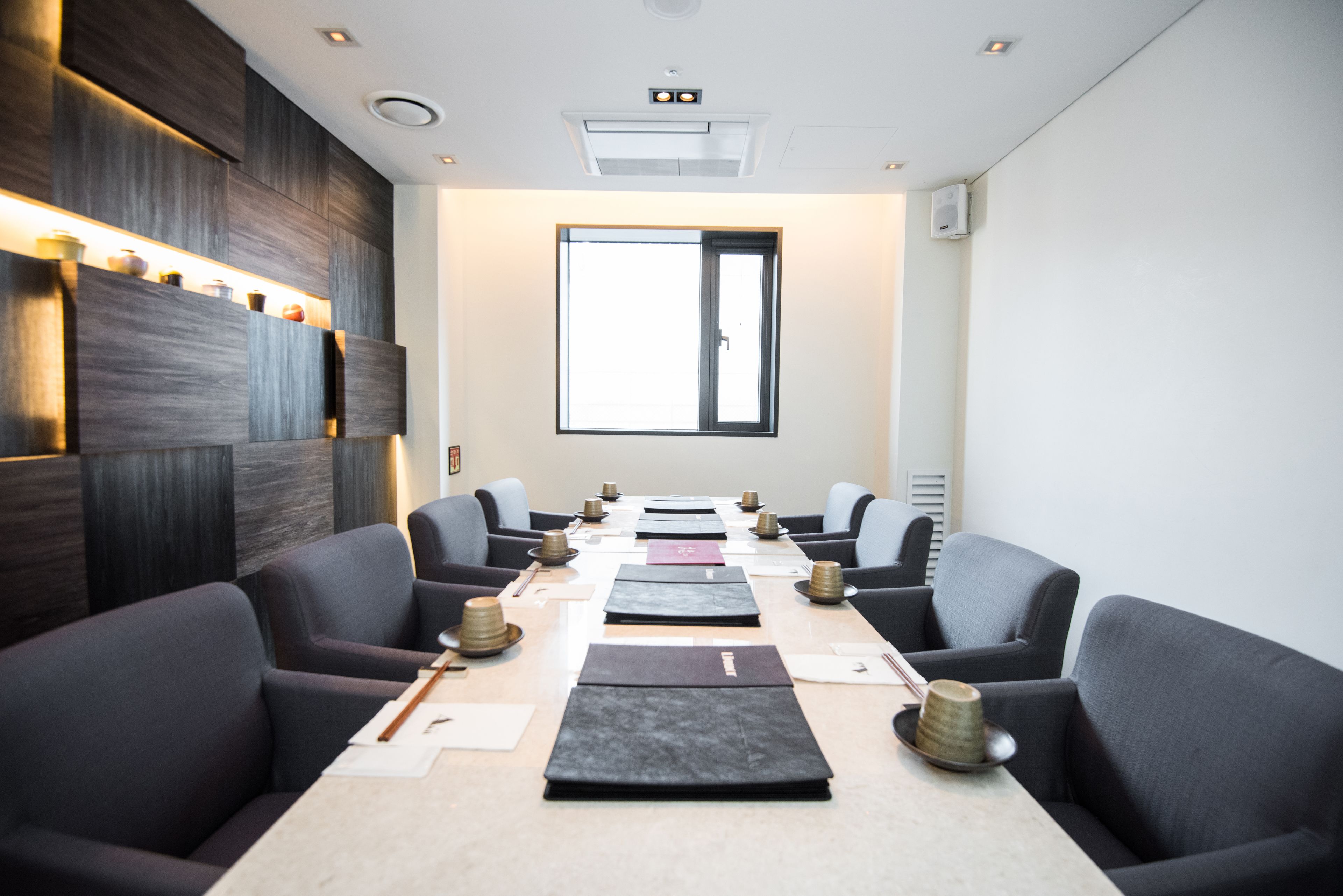 1 bedroom, premium bedding, down duvets, in-room safe