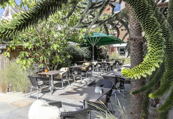 Apartment, 1 Bedroom | Courtyard view