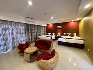 1 bedroom, premium bedding, down comforters, pillowtop beds - Aristocrat Residence & Hotel (Sihanoukville)