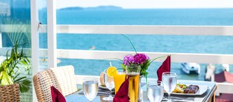 Aristocrat Residence & Hotel