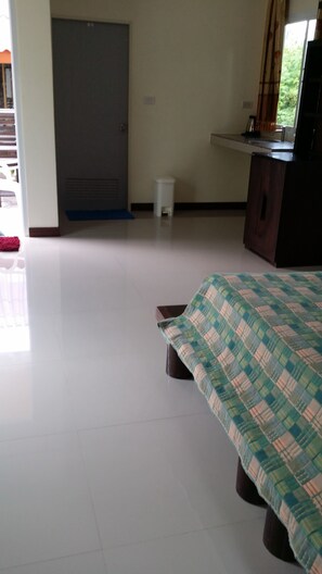 Rollaway beds, free WiFi - Khaolak Summer House Resort (Takua Pa)