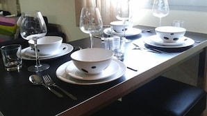 公寓, 1 间卧室 | 客房内用餐