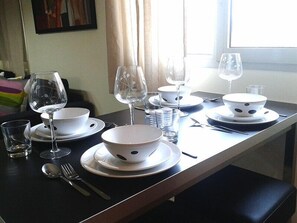 Apartment, 1 Bedroom | In-room dining