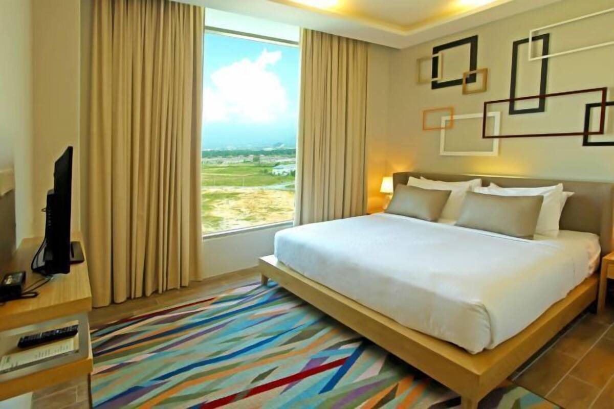 In-room safe, iron/ironing board, rollaway beds, free WiFi