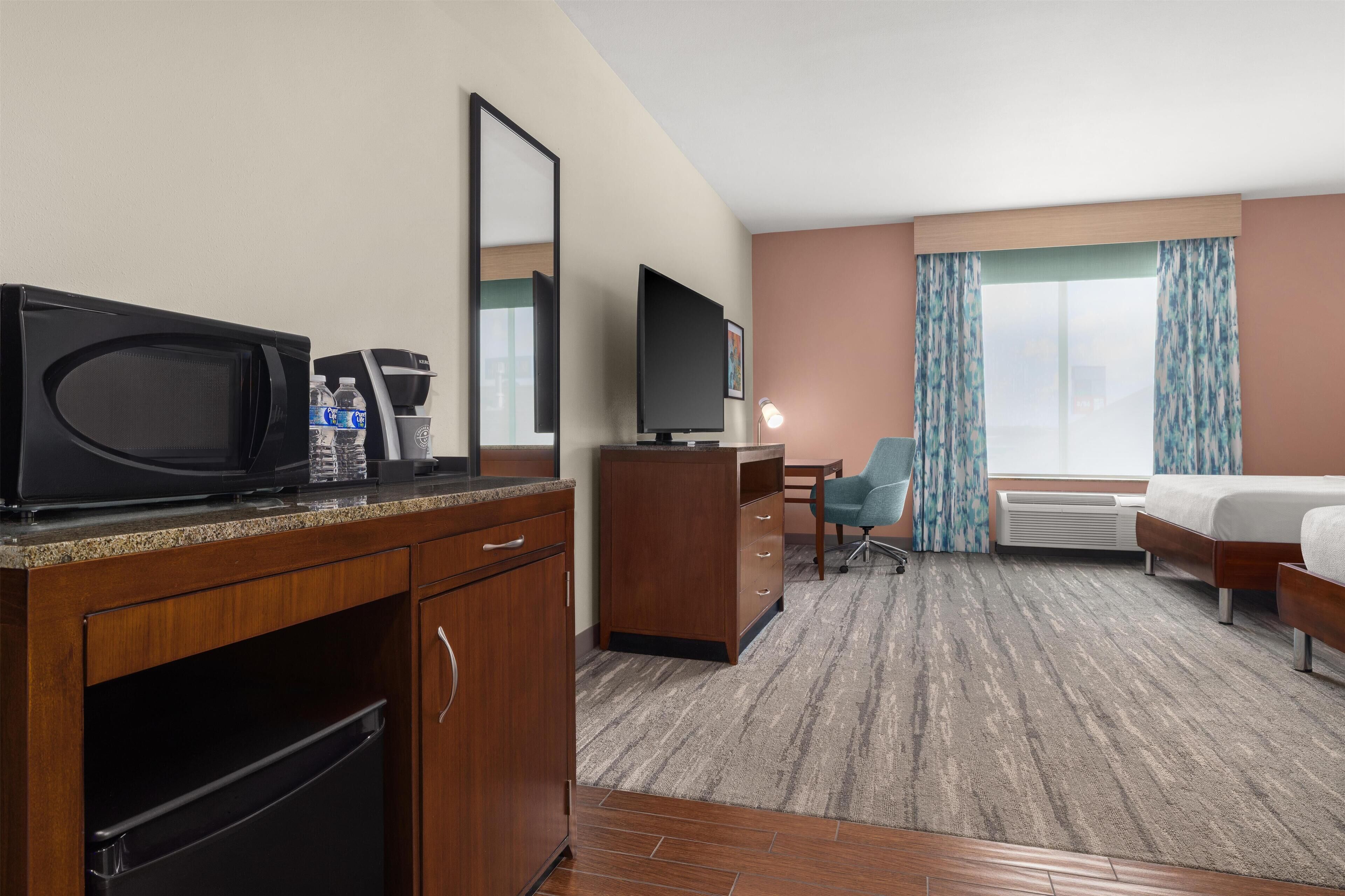 Room, 2 Queen Beds, Accessible, Bathtub | In-room safe, cots/infant beds, rollaway beds, free WiFi