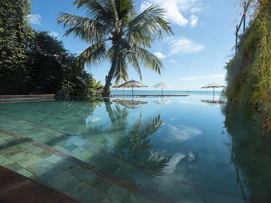 Outdoor pool, open 8:00 AM to 9:30 PM, pool umbrellas, sun loungers