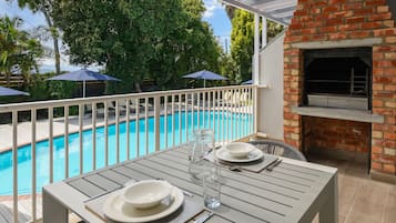 Studio Apartment with Patio | Vue depuis le balcon