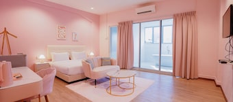 Palette Pink Cabana George Town