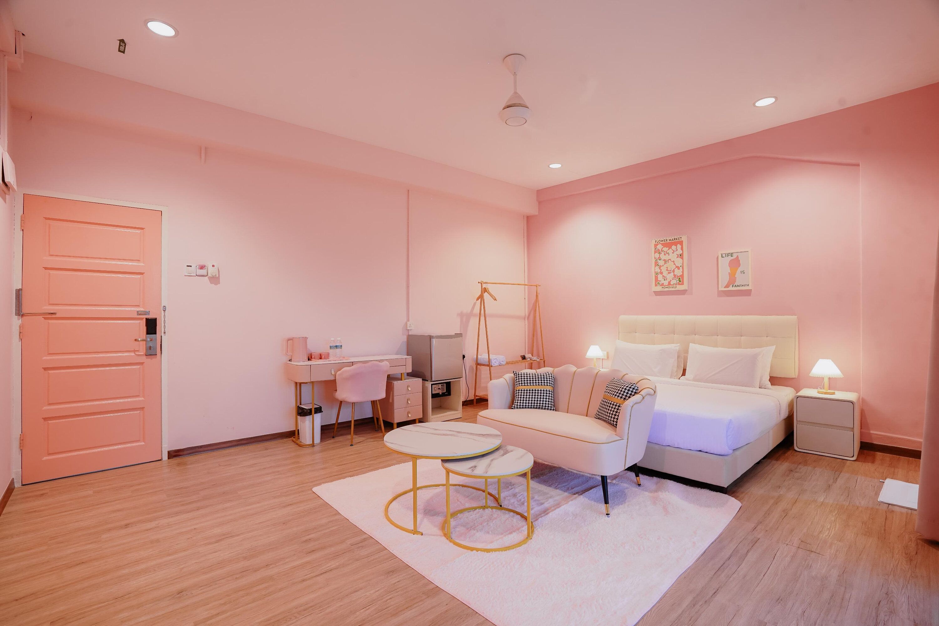 Suite | Luxe beddengoed, een bureau, geluiddichte muren, gratis wifi