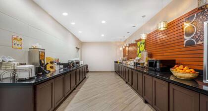 La Quinta Inn & Suites by Wyndham Houston Humble Atascocita