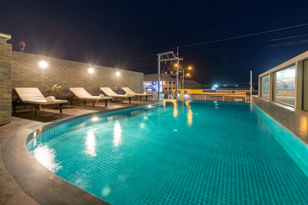 Piscine extérieure