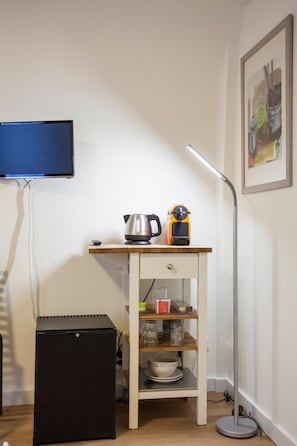 Double Room | In-room dining
