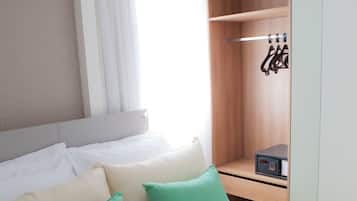 Minibar, caja de seguridad en la habitación, escritorio y wifi gratis