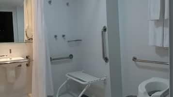 Habitació amb dos llits individuals estàndard | Bany | Dutxa, assecador de cabells i tovalloles