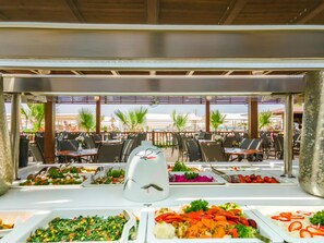 7 restaurants, spécialités Cuisine internationale